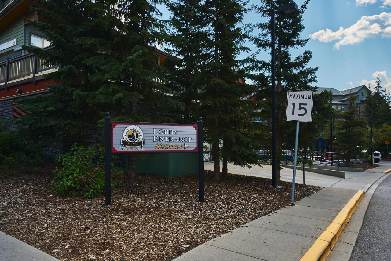 Mtn View Escape With King Size Bed With Outdoor Pool - Banff Pass Included! Canmore Exterior foto